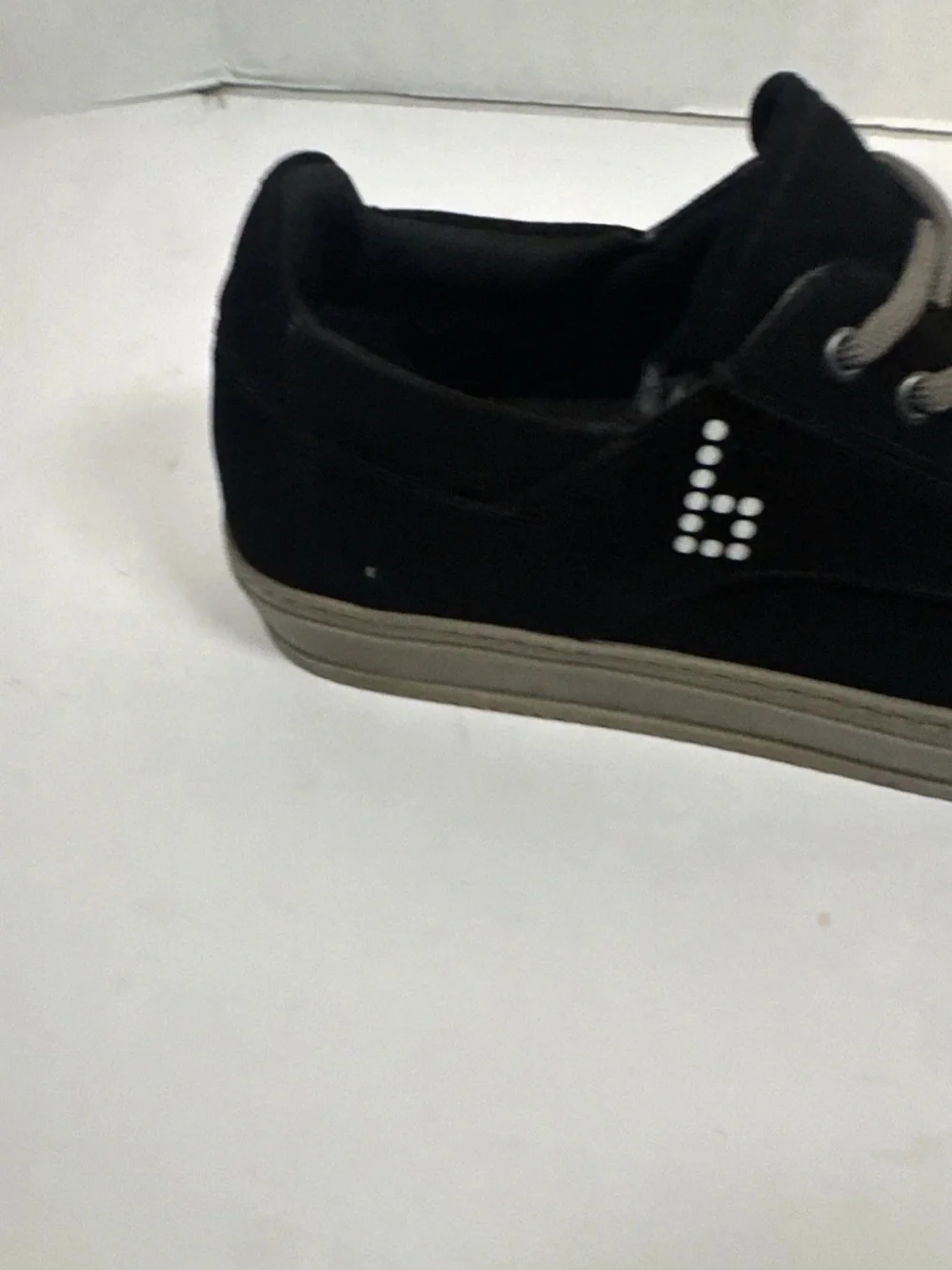 HUF men size 9.5 HUFNAGEL PRO Skateboarding Shoes Black Suede Sneaker never worn